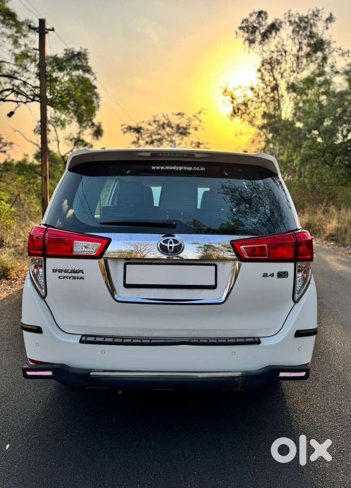 Toyota Innova Crysta 2024 Diesel 30000 Km Driven