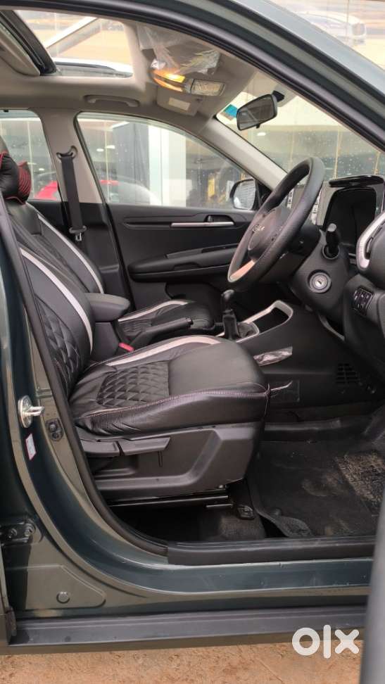 Kia Sonet G 1.2 5mt Htk(o), 2025, Petrol