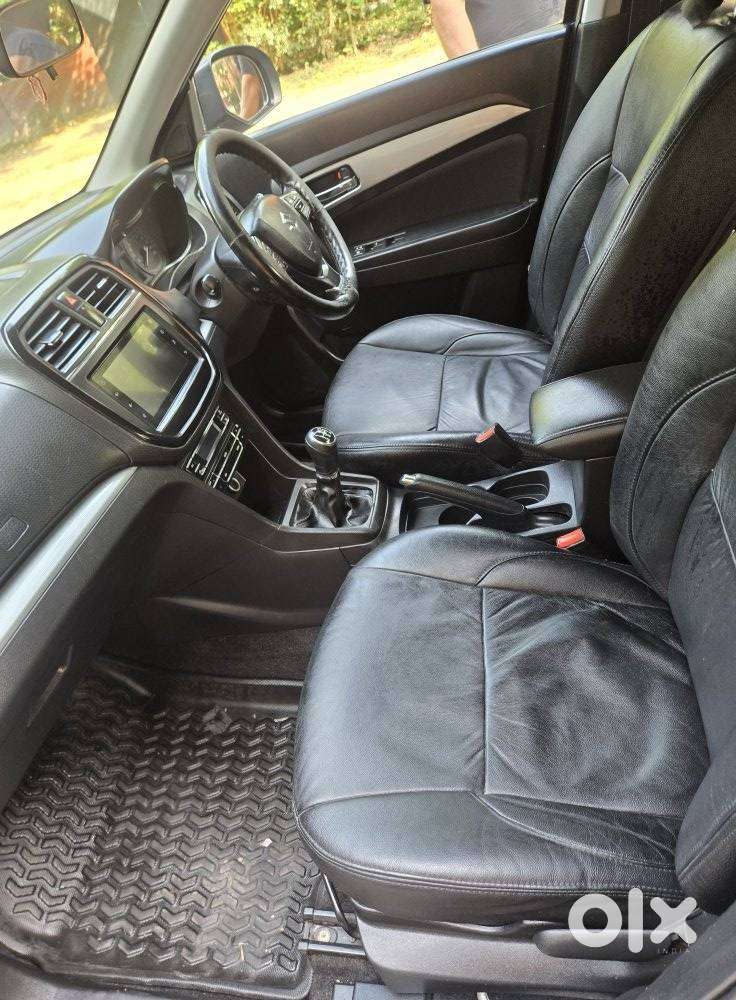Maruti Suzuki Brezza 1.5 Zxi Smart Hybrid, 2020, Petrol