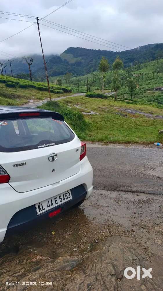 Tata Tiago Petrol Manual 2017 Variant