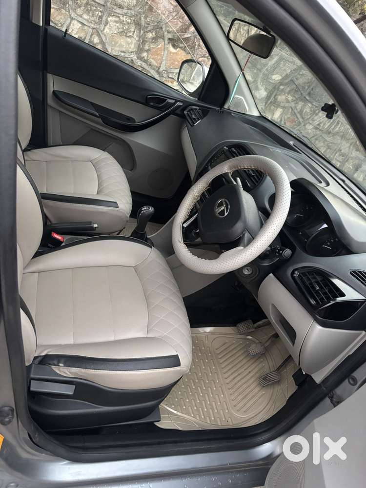 Tata Tiago 1.2 Revotron Xt (o), 2018, Petrol