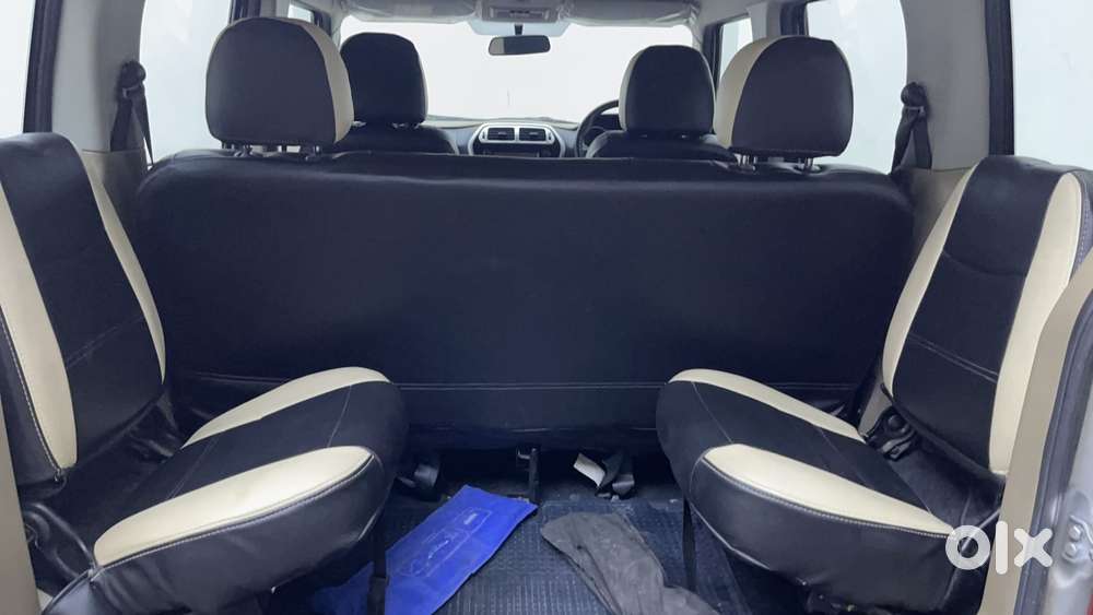 Mahindra Tuv 300 T10, 2018, Diesel