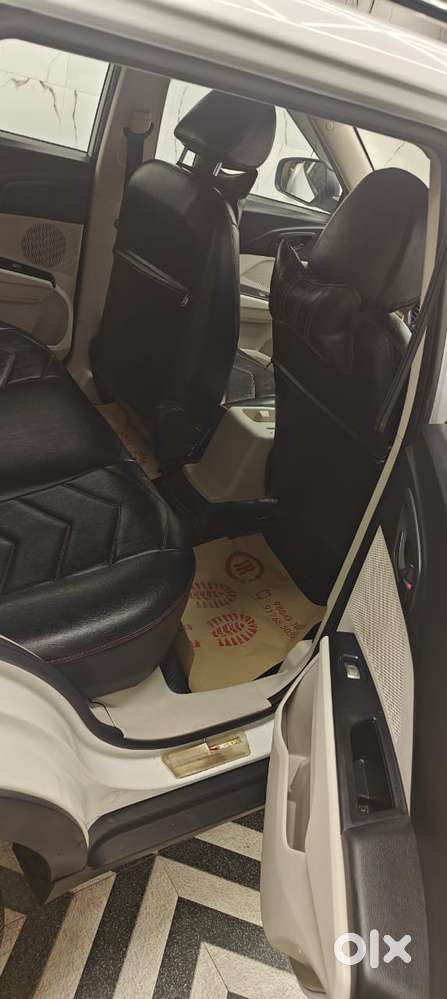 Mahindra Xuv300, 2024, Petrol