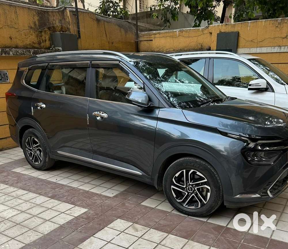Kia Carens 2022 Petrol Well Maintained