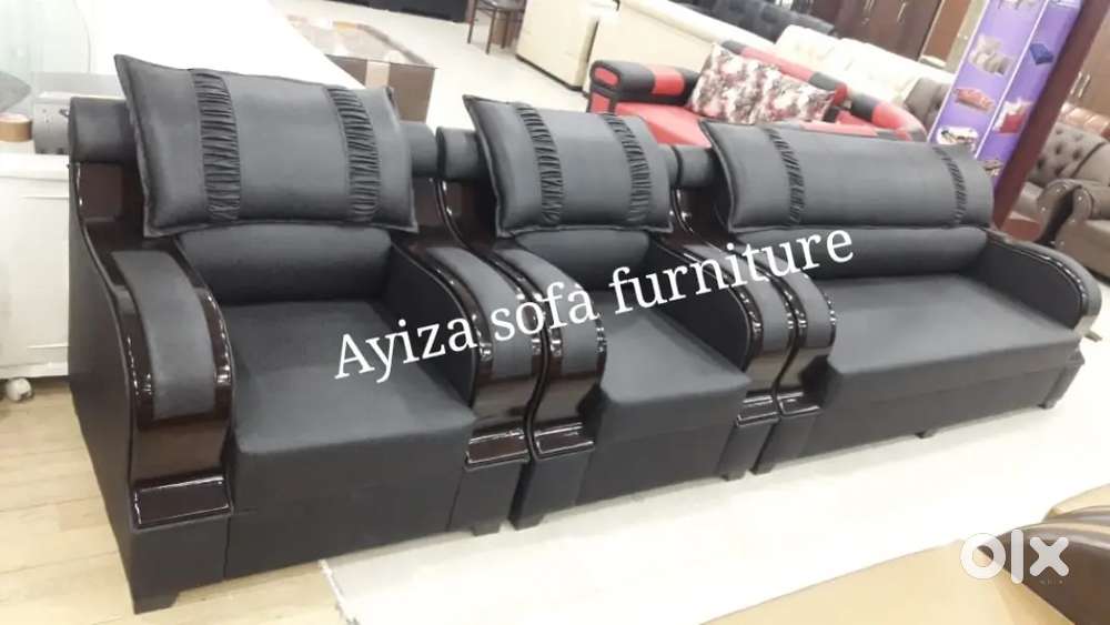 Brand new sofa Mi available