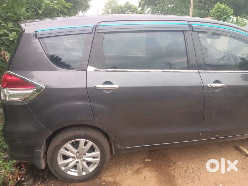 Maruti Suzuki Ertiga Zdi 2017