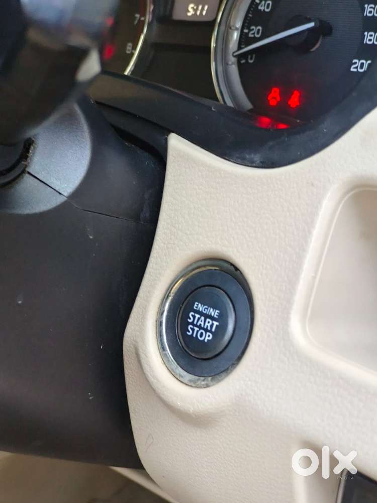 Maruti Suzuki Ciaz Zxi, 2015, Petrol