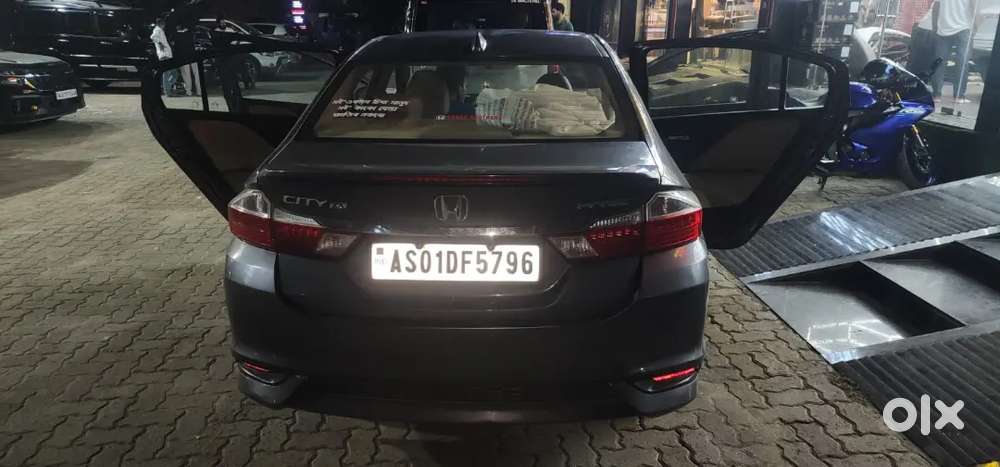 Honda City Zx 2017 . Emi Ase 58 Ta Ase.monthly 7000