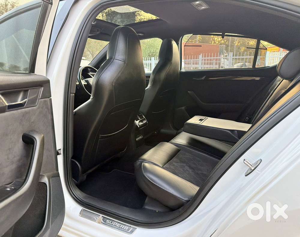 Skoda Superb Sportline 1.8, 2019, Petrol