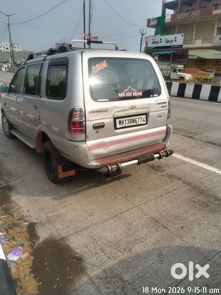 Chevrolet Tavera 2015 Diesel 350000 Km Driven