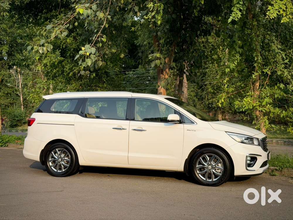 2021 Kia Carnival Limousine Chandigarh Number