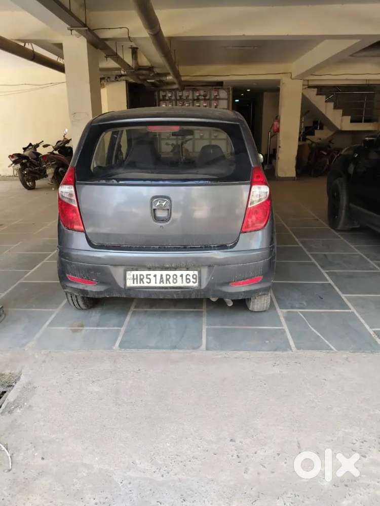 Hyundai I10 Sportz 2012 Best Condition, Tyre Also New Cng M 30 Km P1kg