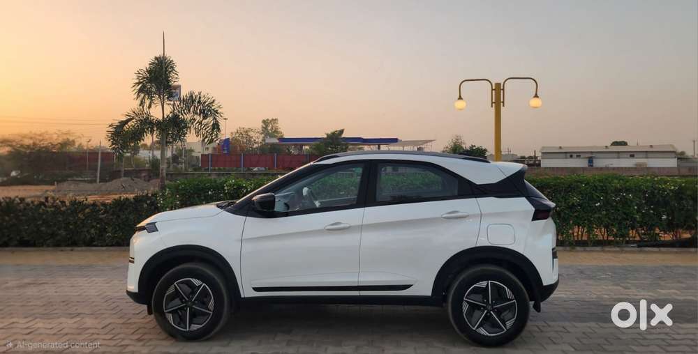 Tata Nexon Creative Plus 1.5 Revotorq Diesel 6 Mt, 2024, Cng & Hybri..