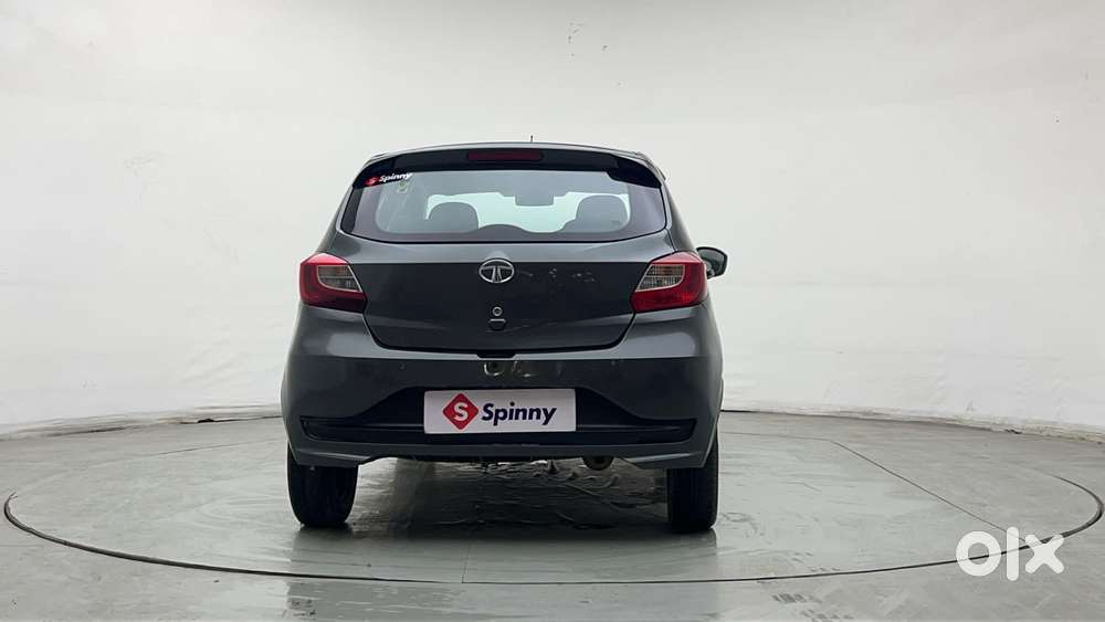 Tata Tiago Xe, 2022, Petrol