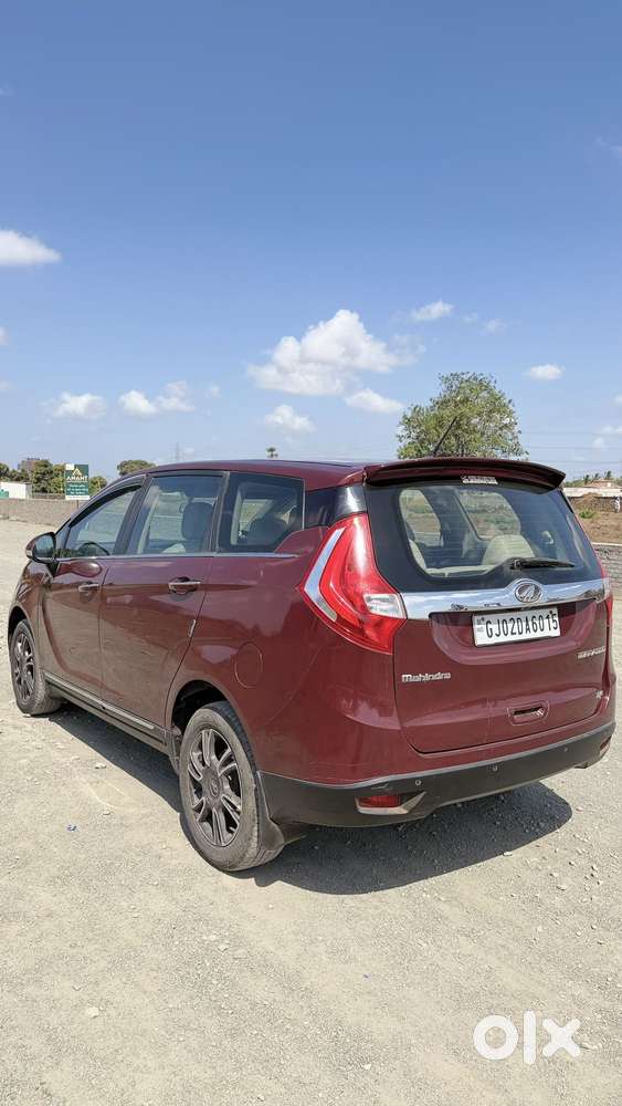 Mahindra Marazzo M8, 2019, Diesel
