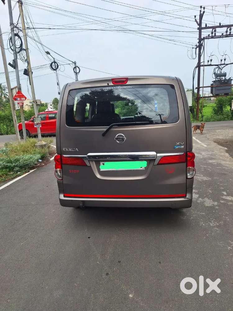 Nissan Evalia 2016