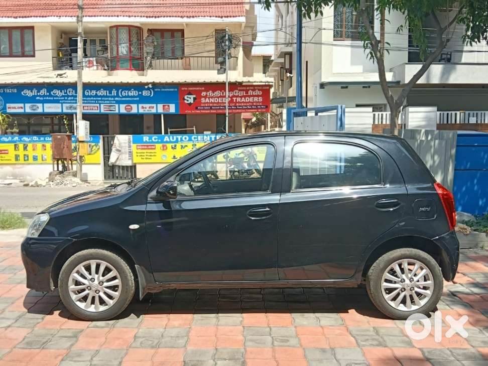 Toyota Etios Liva V, 2012, Petrol
