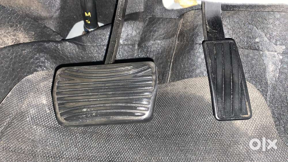 Mahindra Xuv300 W6 Amt Diesel, 2022, Diesel