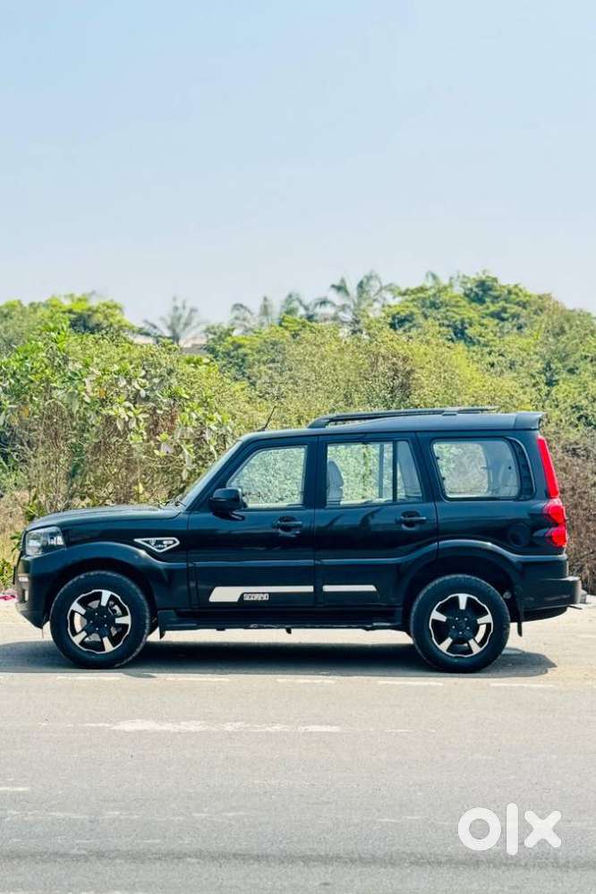 Mahindra Scorpio Classic 2.2 S 11 Mt 7 Str, 2025, Diesel