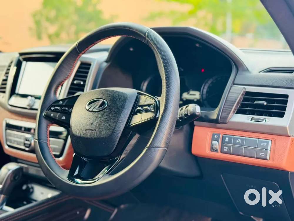 Mahindra Alturas G4, 2022, Diesel