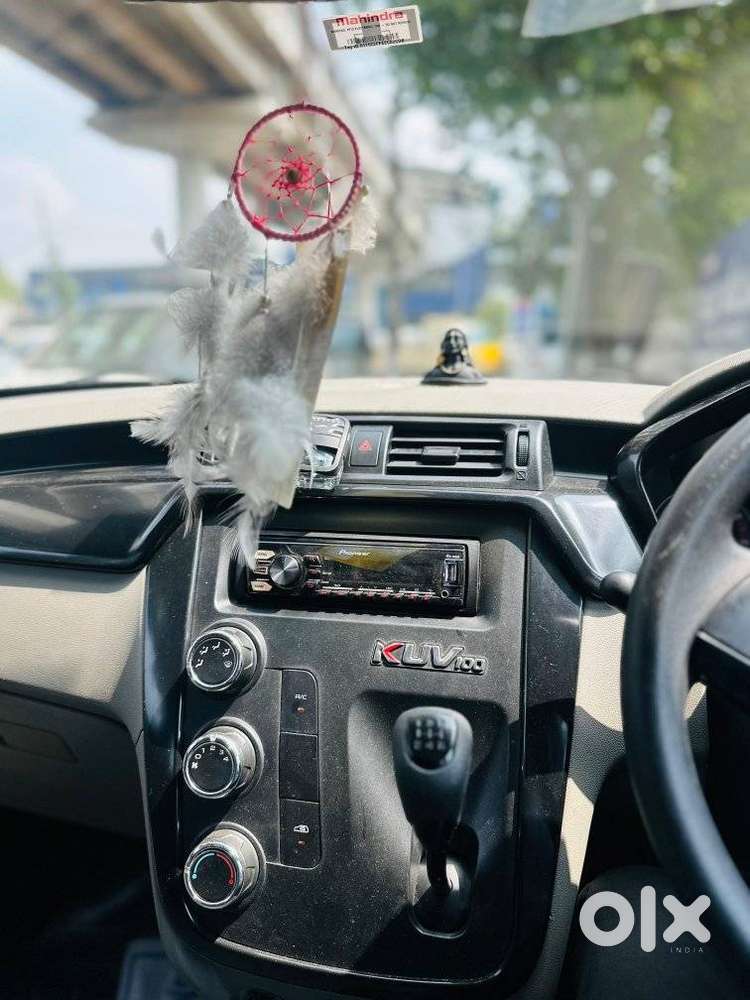 Mahindra Kuv 100, 2017