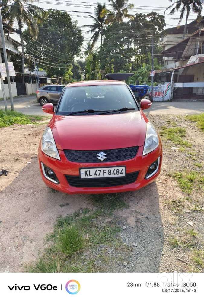 Maruti Suzuki Swift Vxi 1.2 Abs Bs-iv, 2016, Petrol