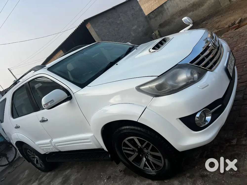Toyota Fortuner Diesel 2012