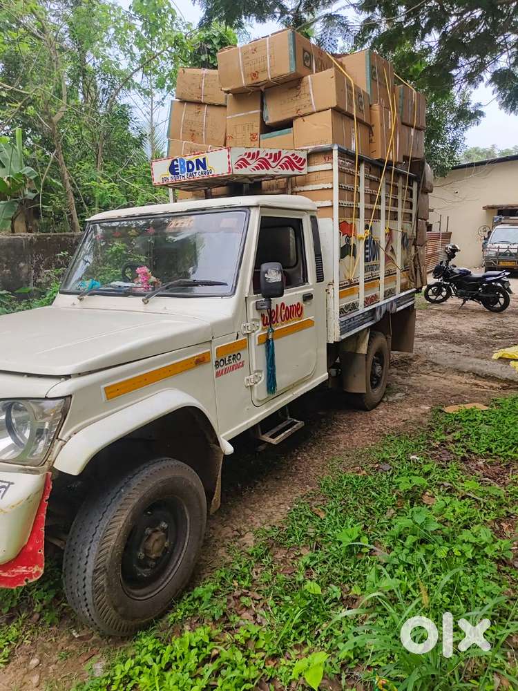 Mahindra Bolero Maxitruk