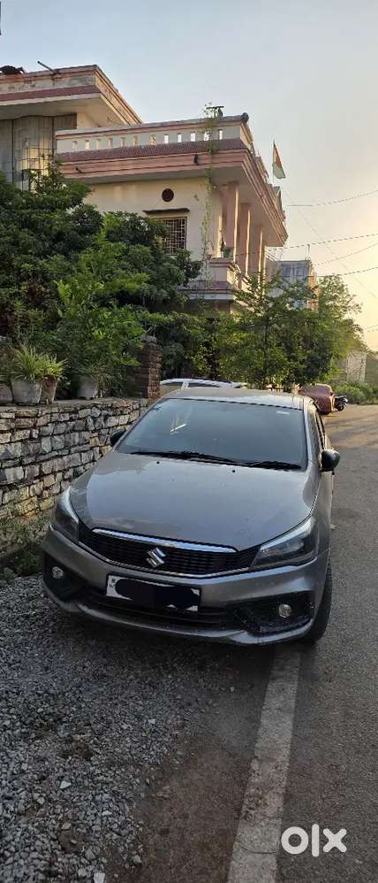 Ciaz Alpha Sports 2020 Black Interior+black Alloy Wheels