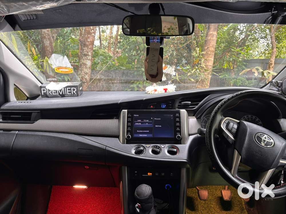 Toyota Innova Crysta 2023 Diesel 127171 Km Driven