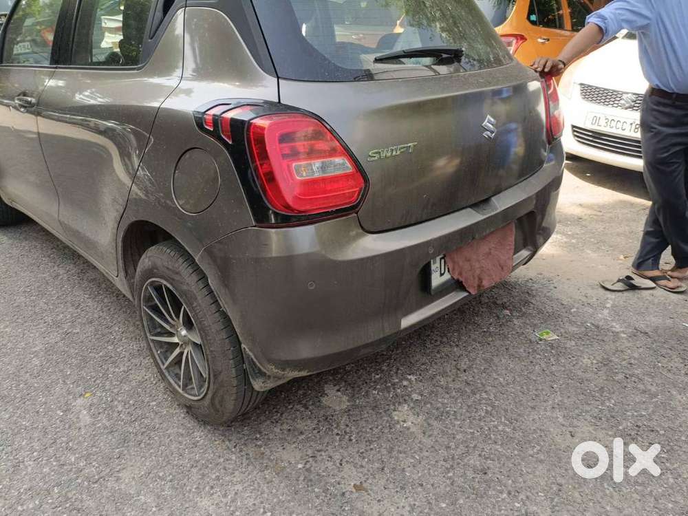 Maruti Swift 2018 Manual (1st Owner) - 60k Kms