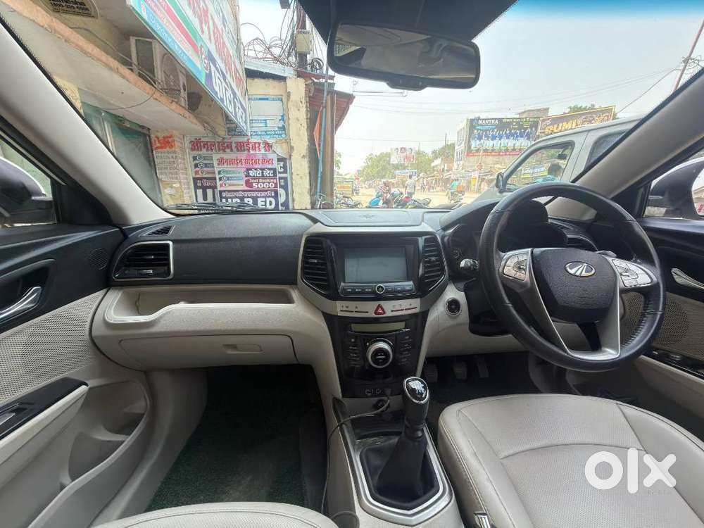 Xuv 300 W8 (o) , Petrol 2022 Model For Sale.