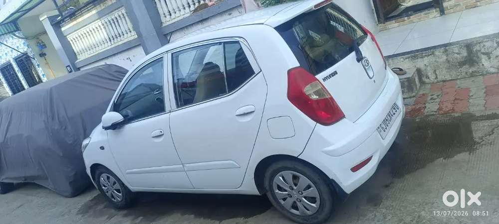 Hyundai I10 Sportz 2011
