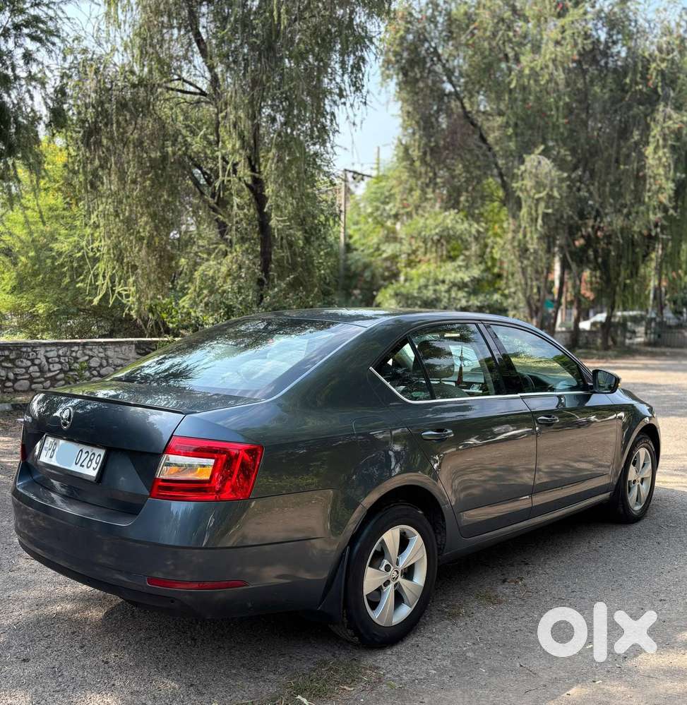 Skoda Octavia 1.8 Elegance Tsi At, 2018, Petrol