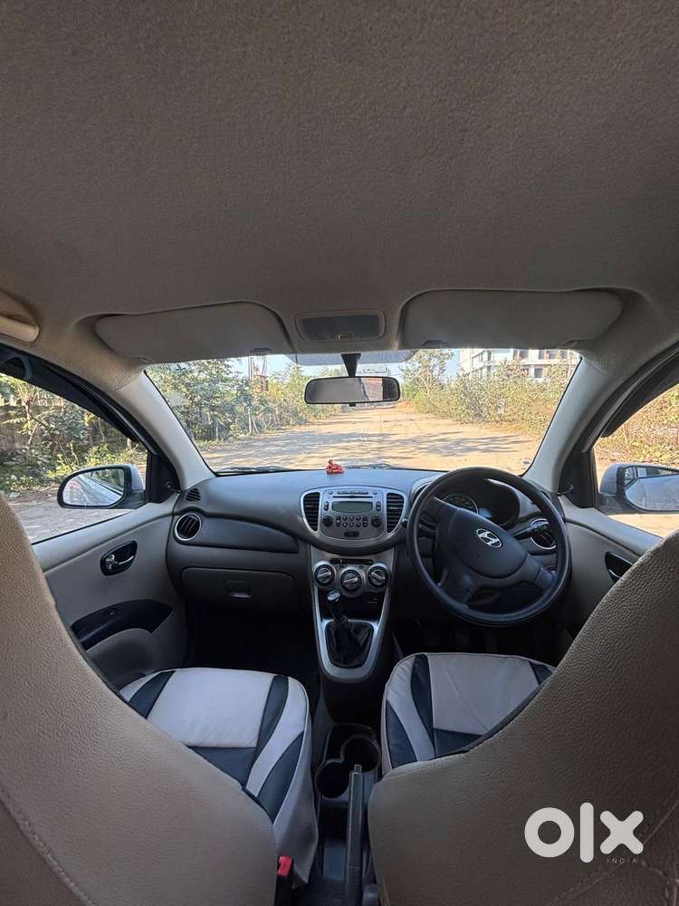 Hyundai I10 Sportz, 2016, Petrol