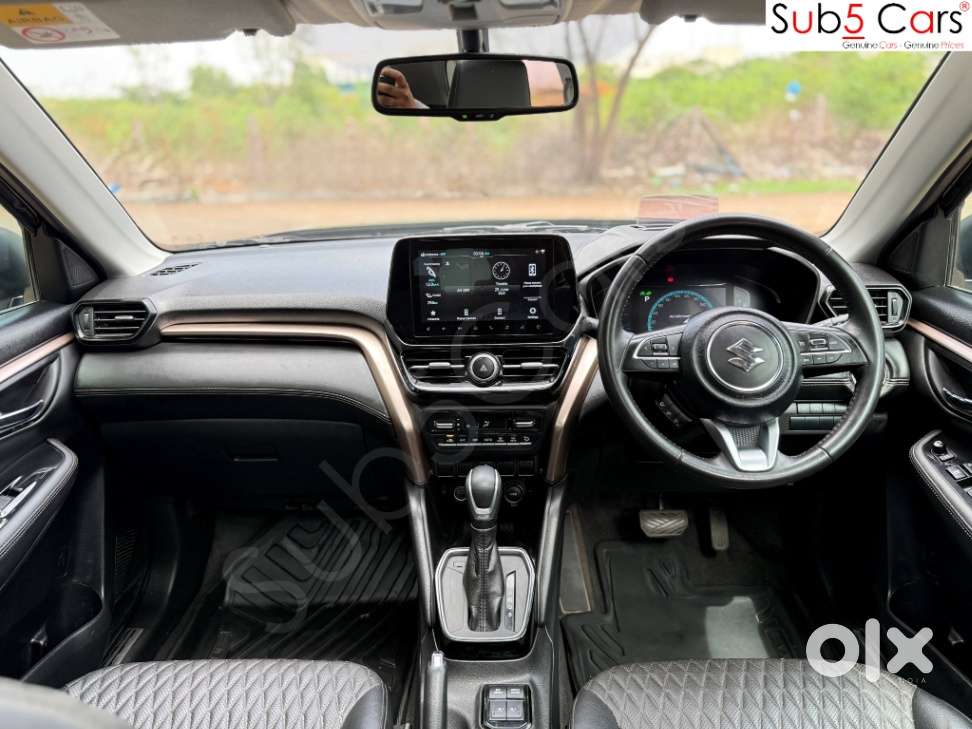 Maruti Suzuki Grand Vitara 1.5 Alpha Plus Intelligent Hybrid Ecvt, 2..