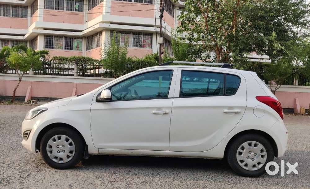Hyundai I20 Magna 1.2 Vtvt, 2012, Petrol