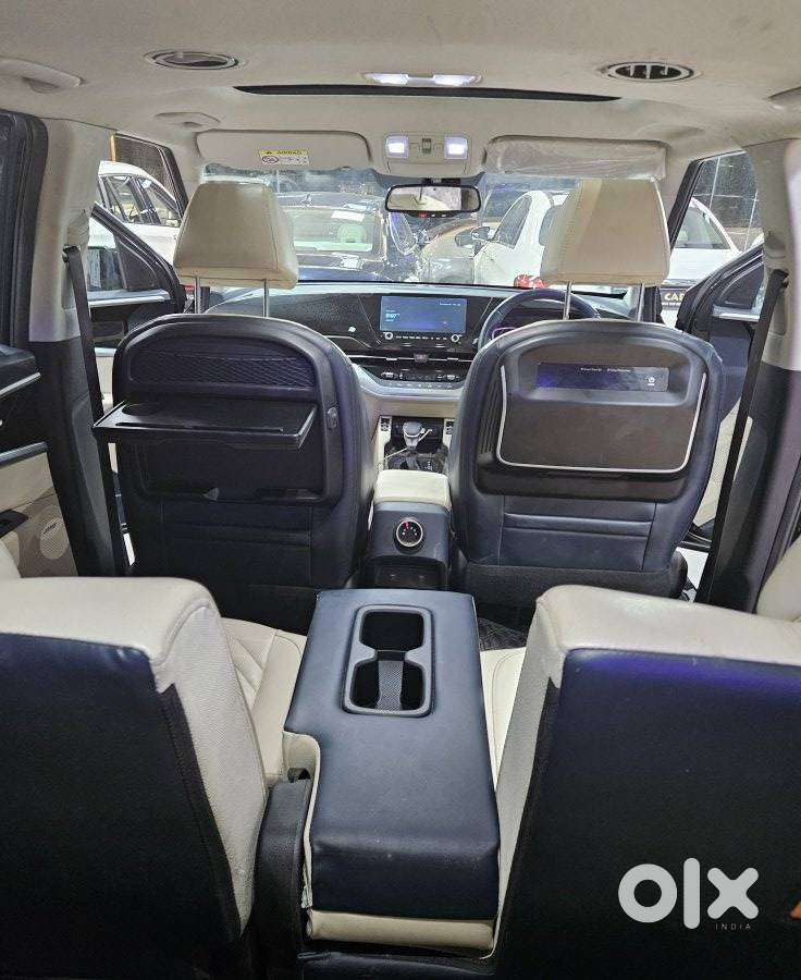 Kia Carens 1.5 Luxury Plus Diesel At 7 Str, 2023, Diesel