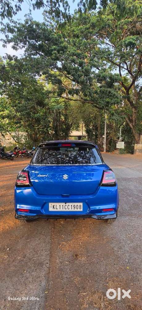 Maruti Suzuki Swift 1.2 Vxi (o), 2024, Petrol