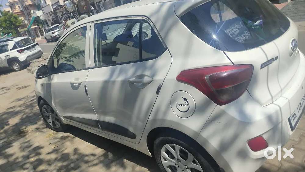 Hyundai Grand I10 Asta 2015