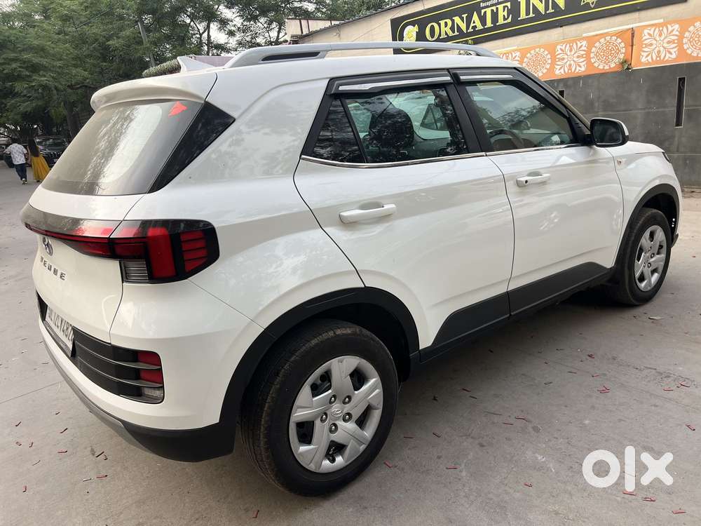 Hyundai Venue S Mt 1.2 Kappa, 2022, Petrol