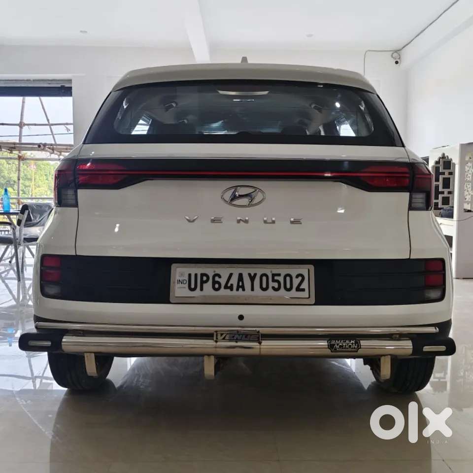 Hyundai Venue 1.0 S (o) Turbo Dct, 2024, Petrol
