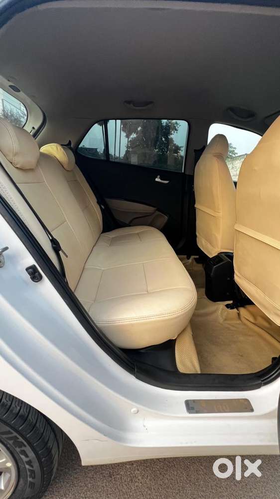 Hyundai Grand I10 Asta Automatic 1.2 Kappa Vtvt, 2016, Petrol