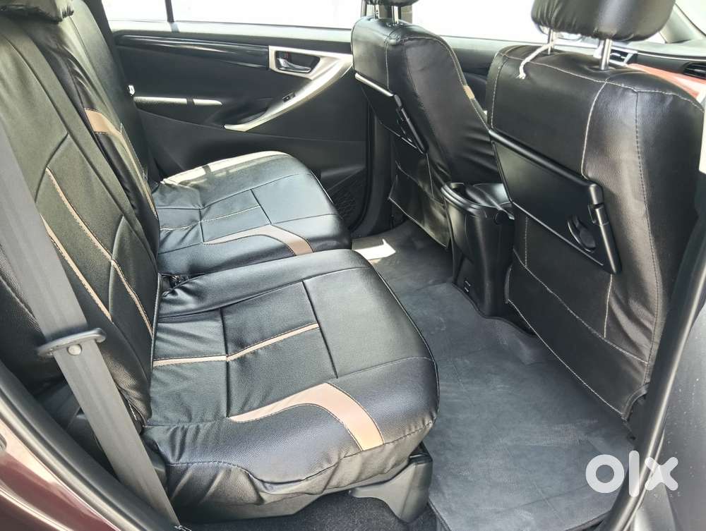 Toyota Innova Crysta 2.4 V, 2017, Diesel