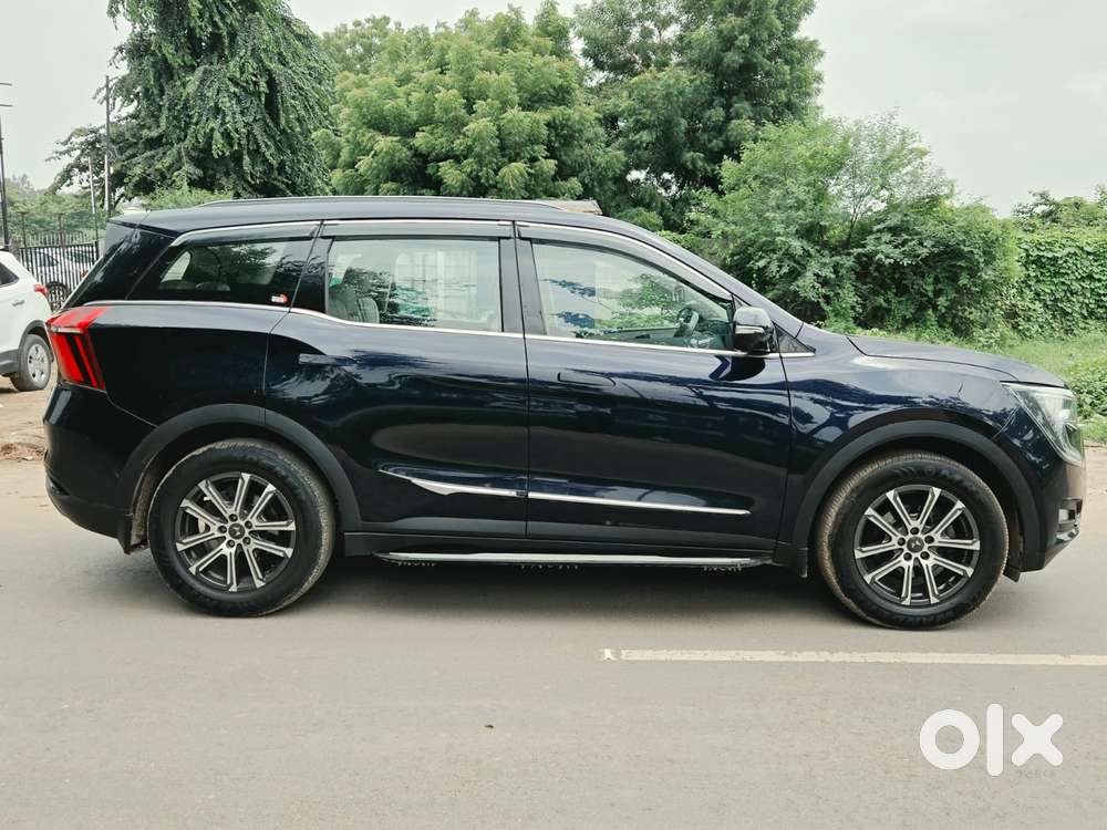 Mahindra Xuv700 2.2 Ax 7 Diesel Mt Luxury Pack Str, 2023, Diesel
