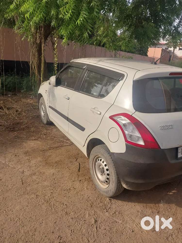 Maruti Suzuki Swift 2017 Diesel 130000 Km Driven