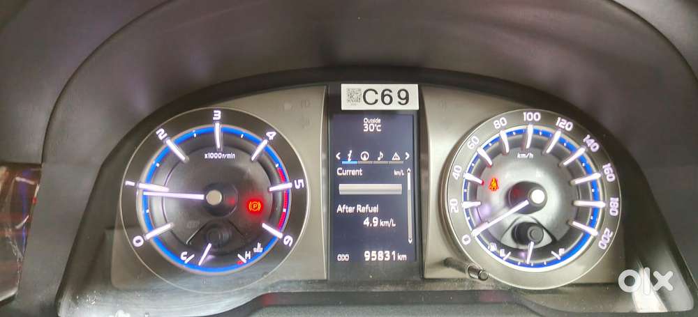 Toyota Innova Crysta 2.4 V 7 Str, 2017, Diesel