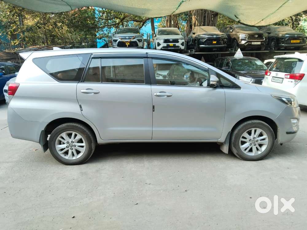 Toyota Innova Crysta