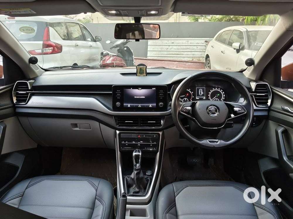 Skoda Kushaq 1.0 Tsi Ambition, 2023, Petrol