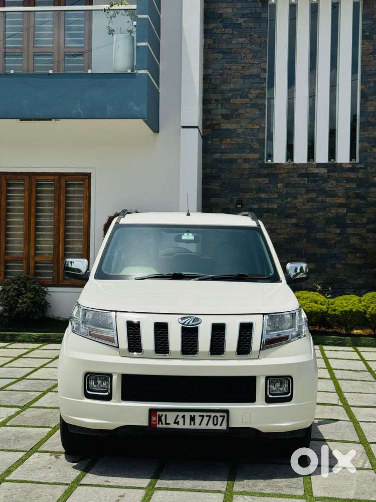 Mahindra Tuv 300 T8 Amt, 2017, Diesel